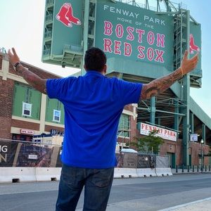 Meet your Posher, Sandro